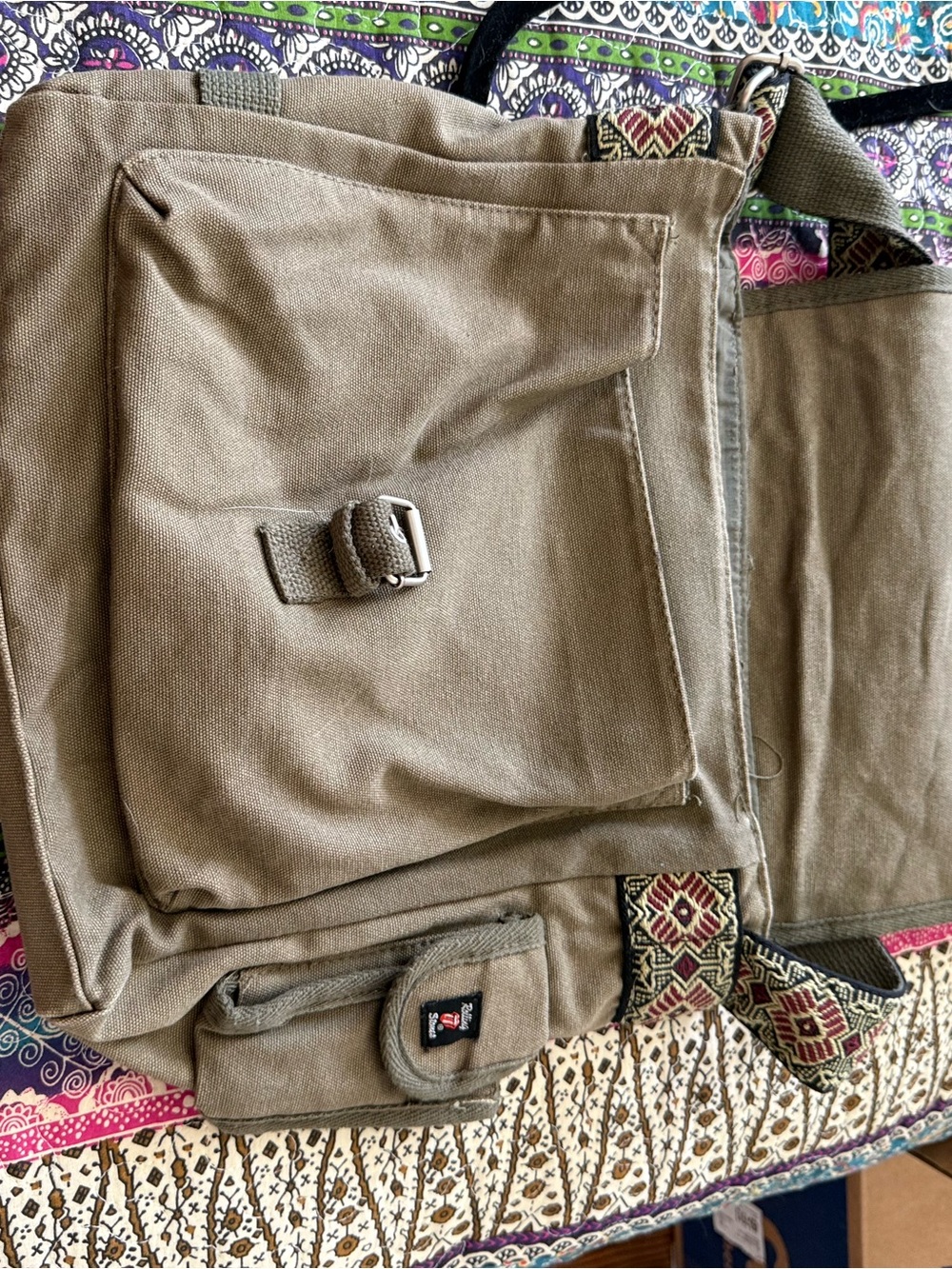 REI Olive Canvas Crossbody Messenger Bag with Interior Zip Pocket - Picture 2 of 4